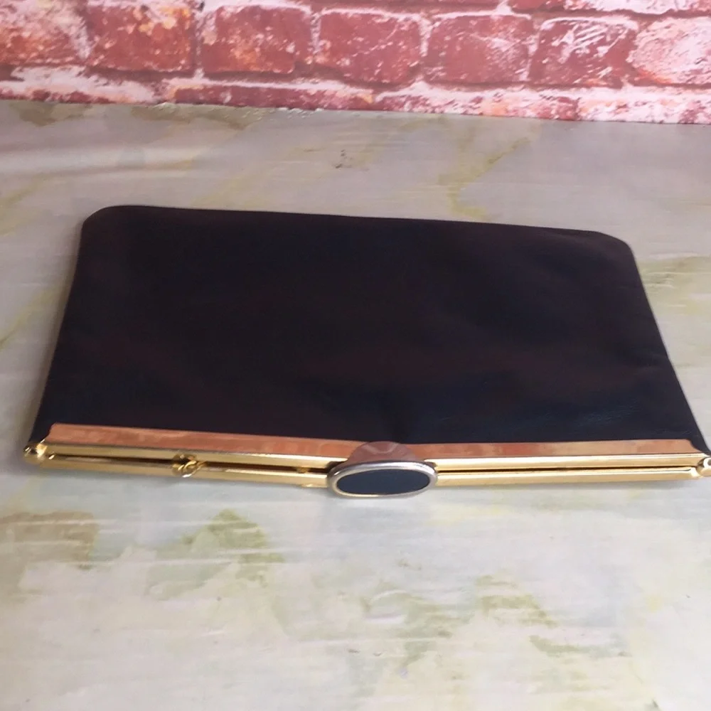 Etra black leather
